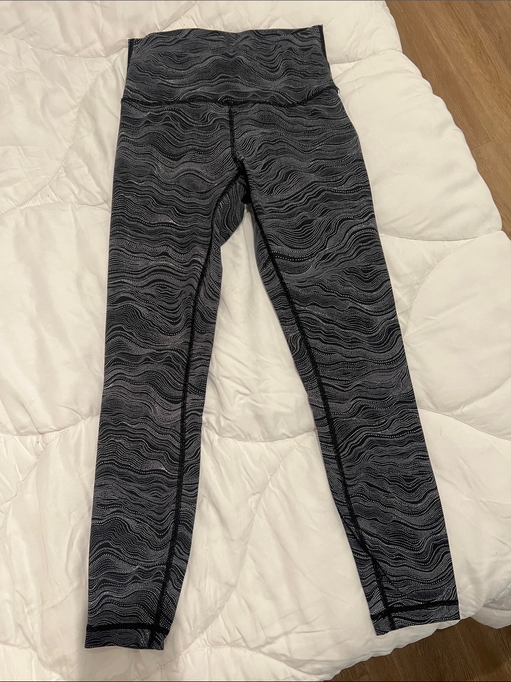 Lululemon Align Black with White Dots Pattern Leggings Size 6